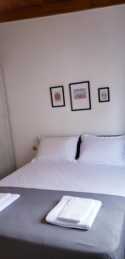 Michalis, 2-bedroom apartment in Saranda Exterior foto