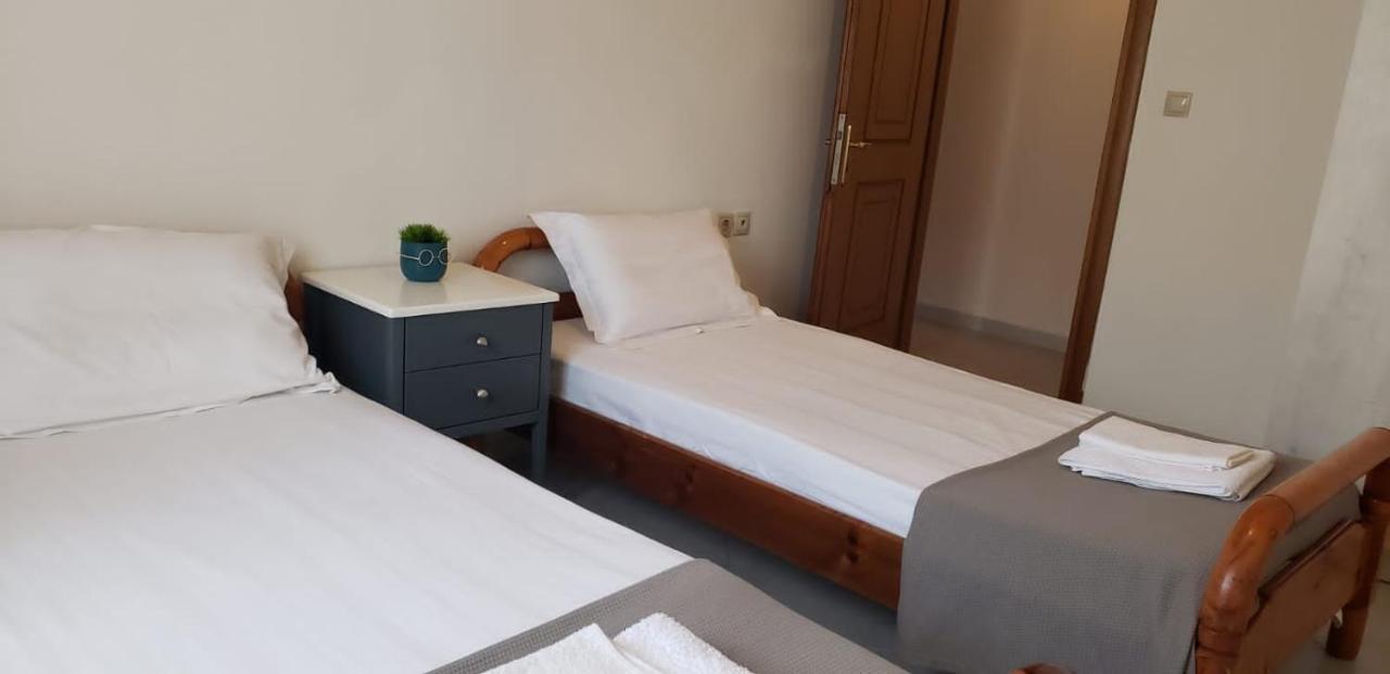 Michalis, 2-bedroom apartment in Saranda Exterior foto