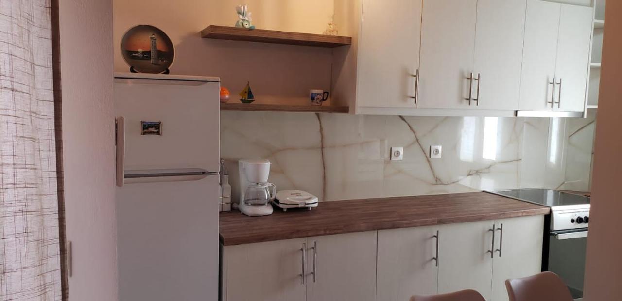 Michalis, 2-bedroom apartment in Saranda Exterior foto